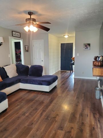 2624 Valley Ln, Lewisburg, TN 37091