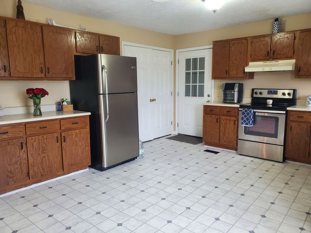 2624 Valley Ln, Lewisburg, TN 37091