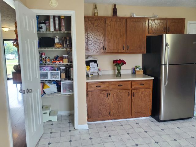 2624 Valley Ln, Lewisburg, TN 37091