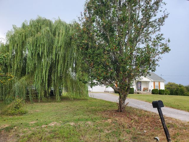 2624 Valley Ln, Lewisburg, TN 37091