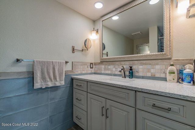 85 S Atlantic Avenue 302, Cocoa Beach, FL 32931