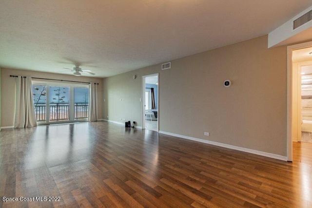 85 S Atlantic Avenue 302, Cocoa Beach, FL 32931