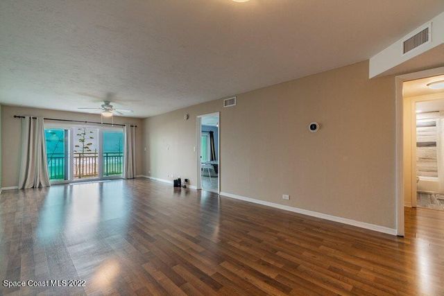 85 S Atlantic Avenue 302, Cocoa Beach, FL 32931