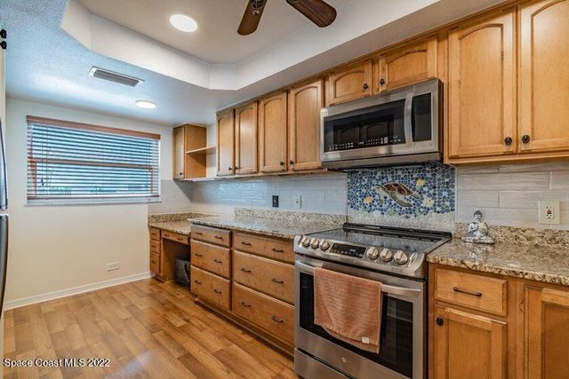 85 S Atlantic Avenue 302, Cocoa Beach, FL 32931