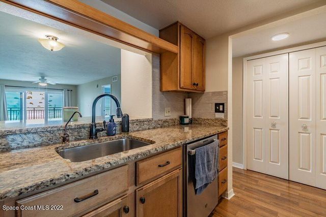 85 S Atlantic Avenue 302, Cocoa Beach, FL 32931