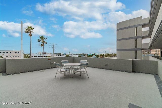 85 S Atlantic Avenue 302, Cocoa Beach, FL 32931