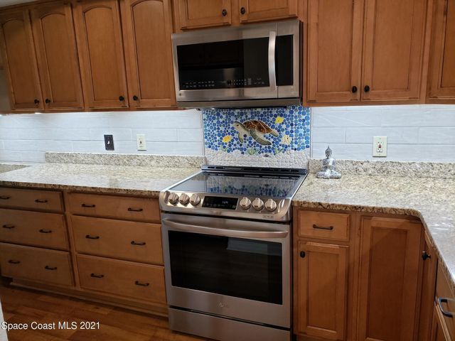 85 S Atlantic Avenue 302, Cocoa Beach, FL 32931