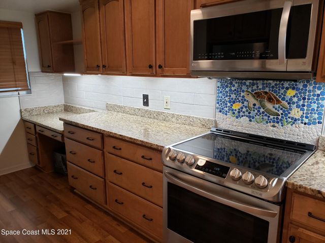 85 S Atlantic Avenue 302, Cocoa Beach, FL 32931