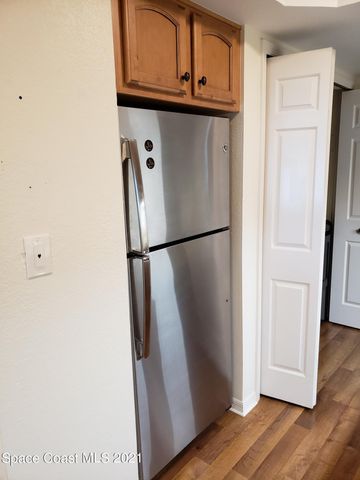 85 S Atlantic Avenue 302, Cocoa Beach, FL 32931