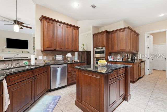 4 Southington Cir, Bluffton, SC 29910