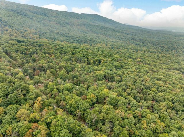 974 SUNDANCE RETREAT LN, New Market, VA 22844