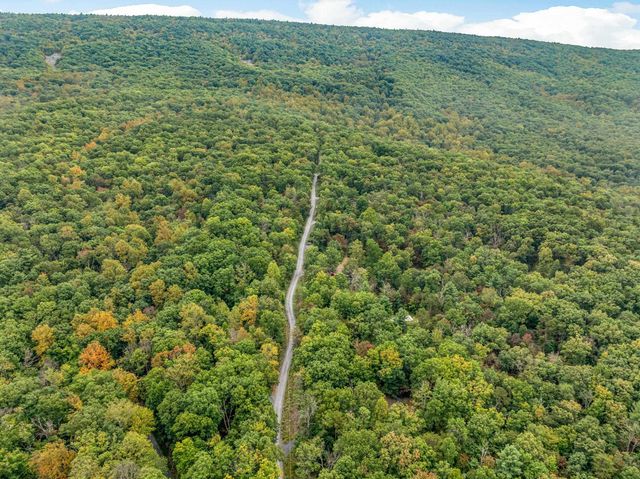 974 SUNDANCE RETREAT LN, New Market, VA 22844