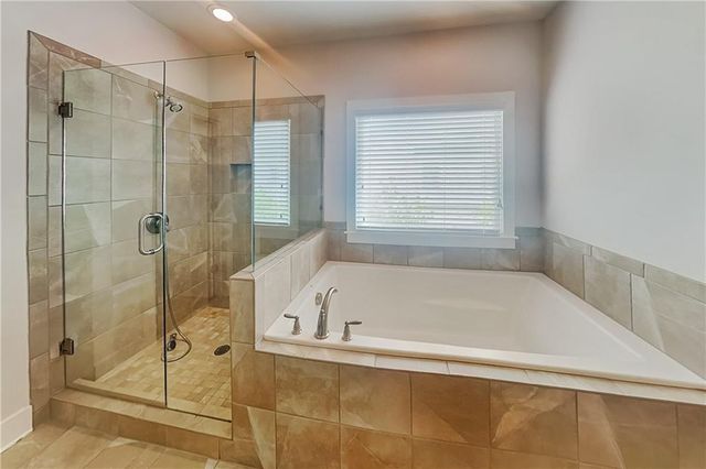 1322 English Street NW, Atlanta, GA 30318