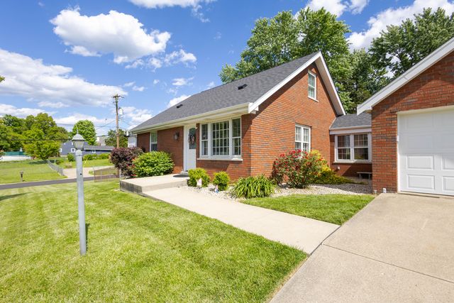 803 Knollwood Drive, Taylor Mill, KY 41015
