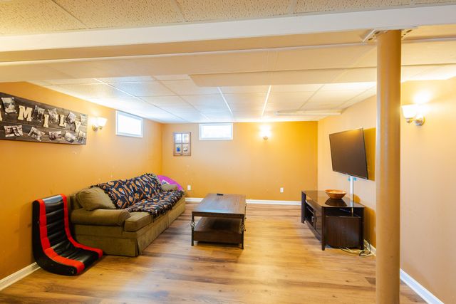 803 Knollwood Drive, Taylor Mill, KY 41015