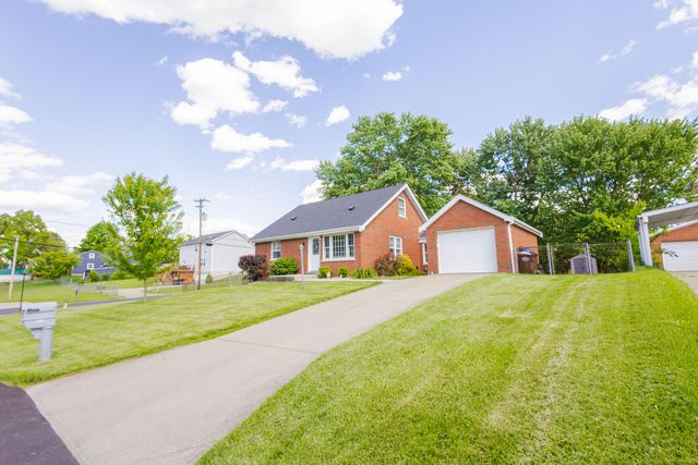 803 Knollwood Drive, Taylor Mill, KY 41015