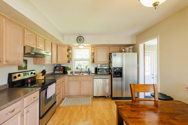 803 Knollwood Drive, Taylor Mill, KY 41015