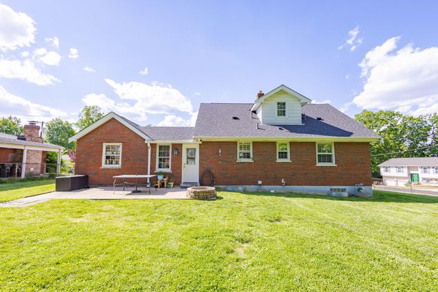 803 Knollwood Drive, Taylor Mill, KY 41015