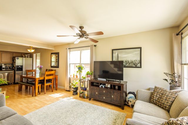 803 Knollwood Drive, Taylor Mill, KY 41015