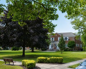 260-51 73rd Avenue, Glen Oaks, NY 11004