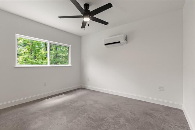 2 Walmer Lane, Bella Vista, AR 72714