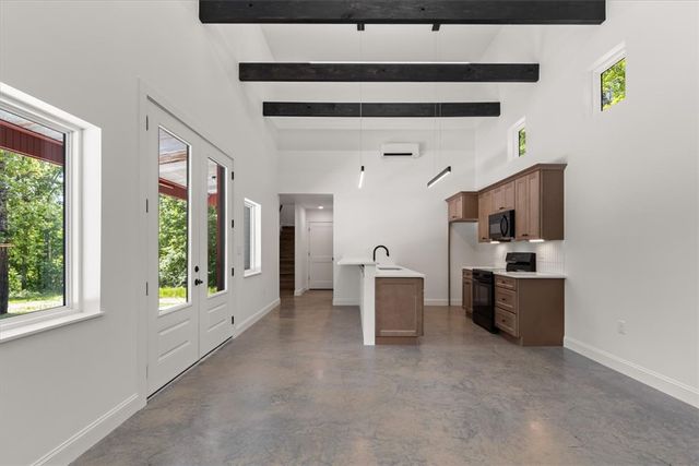 2 Walmer Lane, Bella Vista, AR 72714