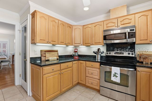 21 River Oaks Dr, Bluffton, SC 29910