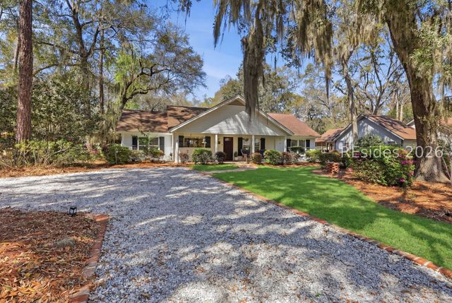 21 River Oaks Dr, Bluffton, SC 29910