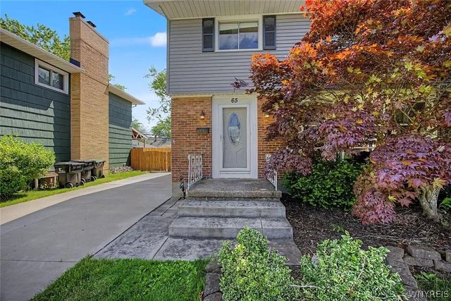 65 Grayton Road, Tonawanda, NY 14150