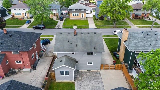 65 Grayton Road, Tonawanda, NY 14150