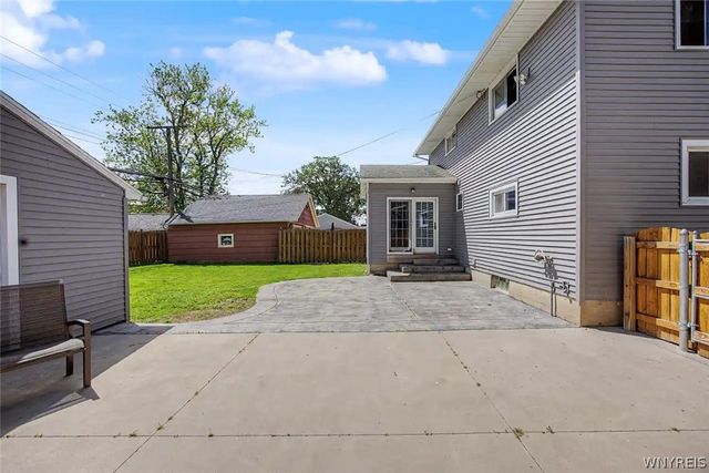 65 Grayton Road, Tonawanda, NY 14150