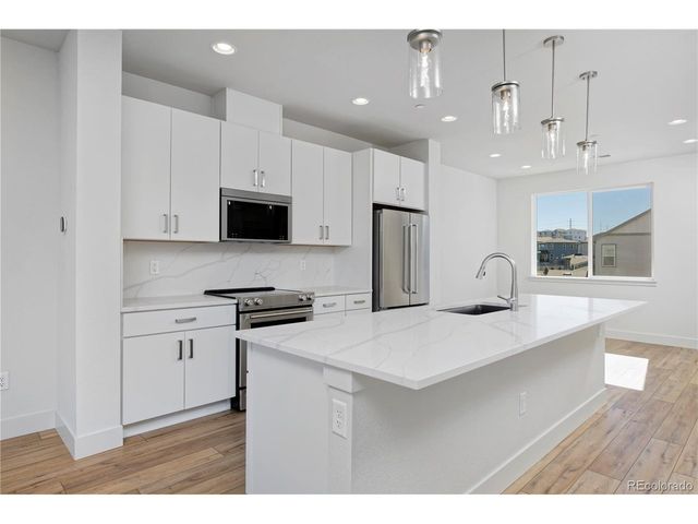 11542 Vibrato Ln, Lone Tree, CO 80134