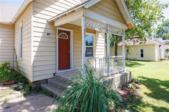 330 N 13th Street, Fredonia, KS 66736