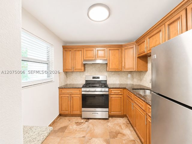 13100 SW 92nd Ave A-212, Miami, FL 33176