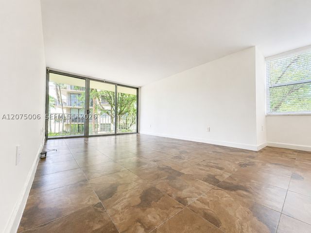 13100 SW 92nd Ave A-212, Miami, FL 33176