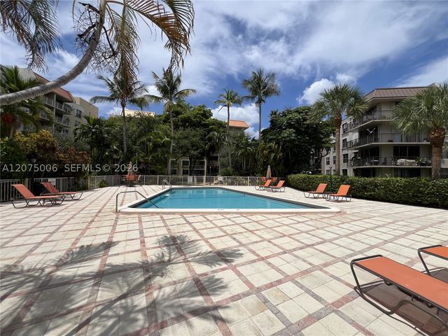 13100 SW 92nd Ave A-212, Miami, FL 33176