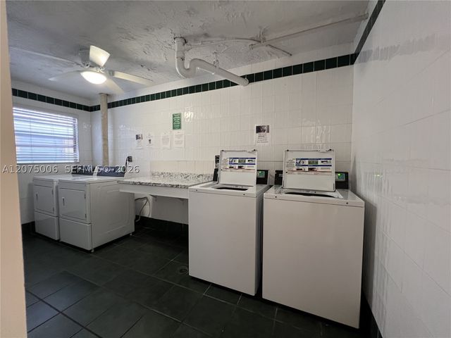 13100 SW 92nd Ave A-212, Miami, FL 33176