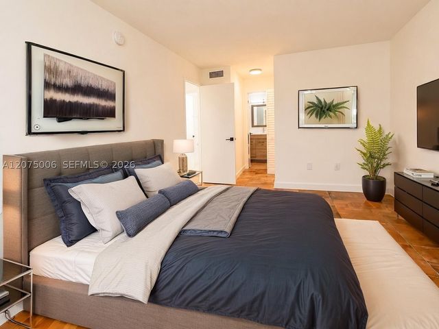 13100 SW 92nd Ave A-212, Miami, FL 33176