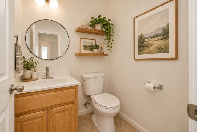 11013 International Dr, Rancho Cordova, CA 95670