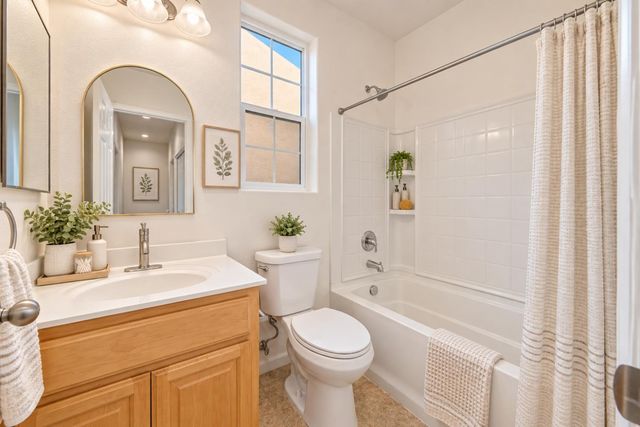 11013 International Dr, Rancho Cordova, CA 95670