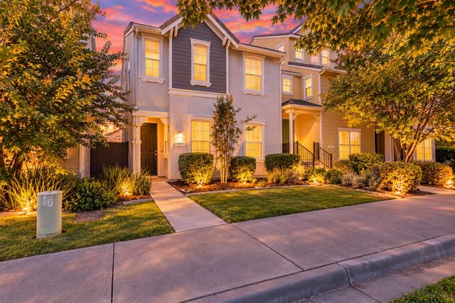 11013 International Dr, Rancho Cordova, CA 95670