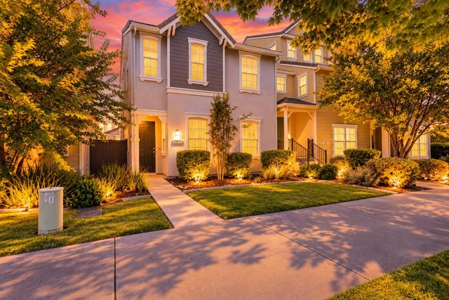 11013 International Dr, Rancho Cordova, CA 95670