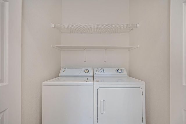 11013 International Dr, Rancho Cordova, CA 95670