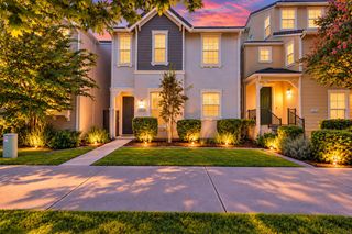 11013 International Dr, Rancho Cordova, CA 95670