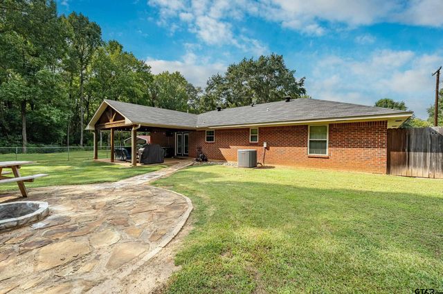 135 Short St, Rusk, TX 75785