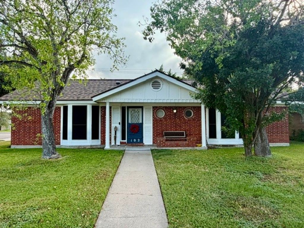 102 Catalina Cir, Portland, TX 78374 — exterior
