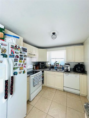 9608 ELGIN COURT, Tampa, FL 33615