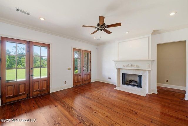 553 Twin Cedars Drive, Madison, MS 39110