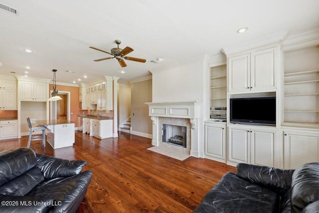 553 Twin Cedars Drive, Madison, MS 39110