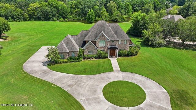 553 Twin Cedars Drive, Madison, MS 39110